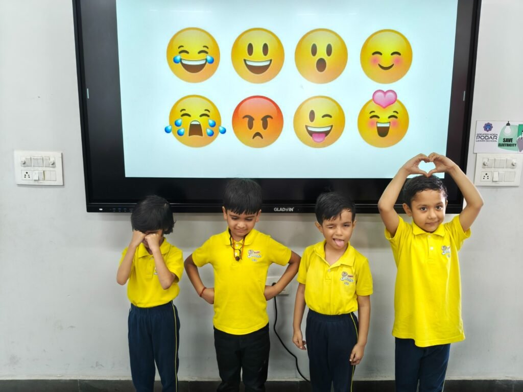 Podar Learn School Uses Smart Classrooms for Better Learning